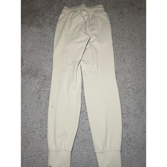 Lululemon Ready To Rulu Jogger Size 0 Beige Classic Preppy Logo Sports - Picture 3 of 11